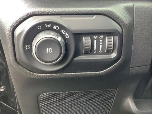 Certified 2022 Jeep Wrangler Unlimited Sport image 26