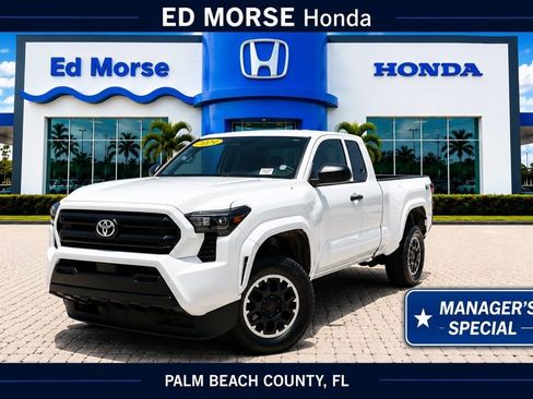 Used 2024 Toyota Tacoma SR RWD image 1