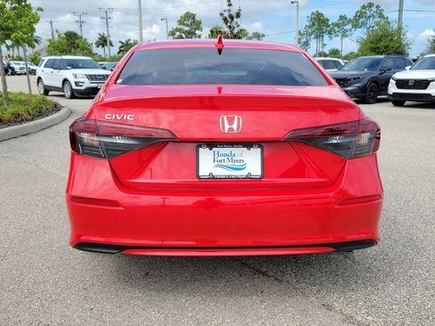 Used 2025 Honda Civic LX image 5
