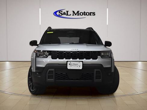 New 2026 Jeep Cherokee Overland w/ Trailer Tow Group AWD/4WD image 6