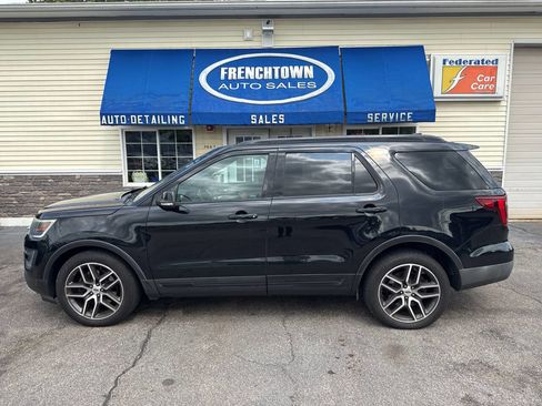 Used 2016 Ford Explorer Sport w/ Equipment Group 401A image 2