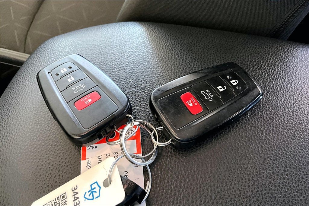 Used 2023 Toyota RAV4 XLE w/ Convenience Package AWD/4WD image 35