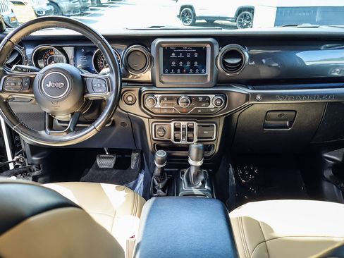 Used 2020 Jeep Wrangler Unlimited Sport image 6