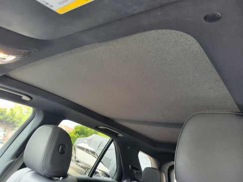 Used 2022 Mercedes-Benz GLE 350 w/ Premium Package image 11