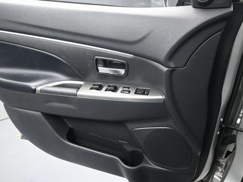 Used 2023 Mitsubishi Outlander Sport SE image 22