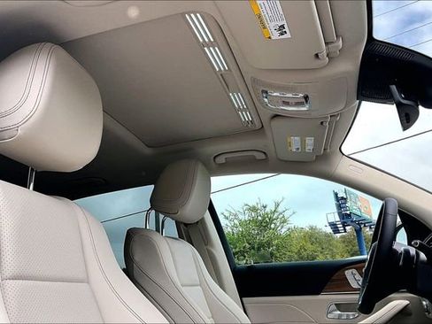 New 2025 Mercedes-Benz GLE 450e 4MATIC image 22