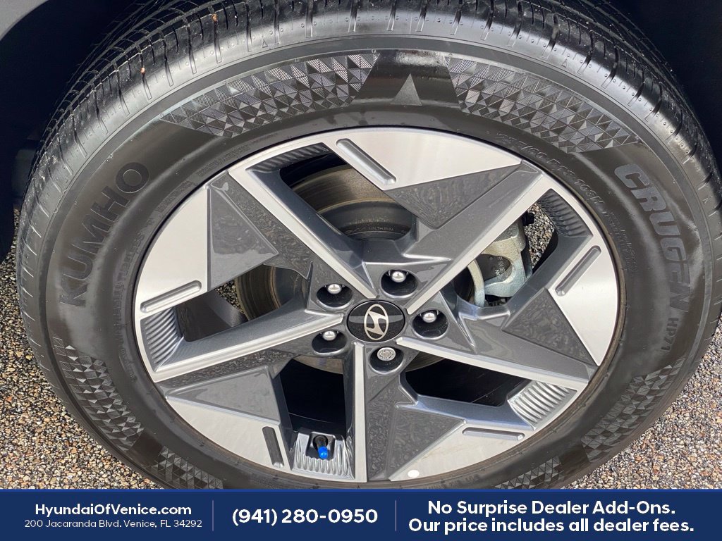 Certified 2025 Hyundai Tucson SEL FWD image 23