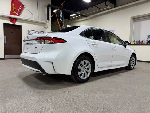 Used 2021 Toyota Corolla LE w/ Carpet Mat Package (TMS) image 5