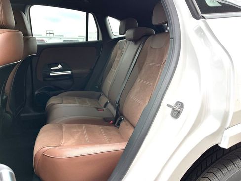 Certified 2025 Mercedes-Benz GLA 250 GLA 250 image 3