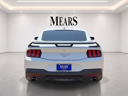 Used 2025 Ford Mustang Coupe