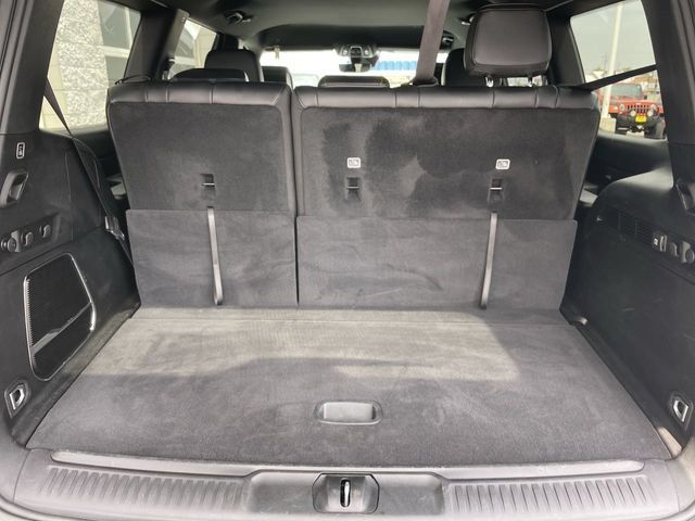 Used 2025 Jeep Wagoneer 4WD image 24