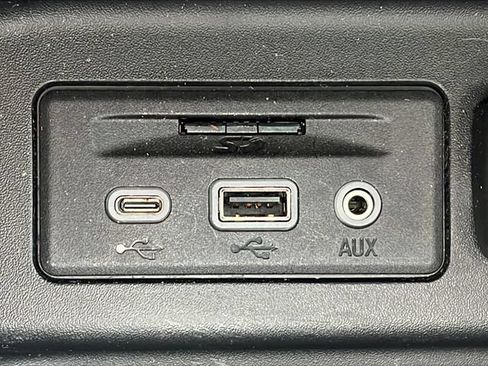 Used 2019 Chevrolet Equinox Premier AWD/4WD image 19