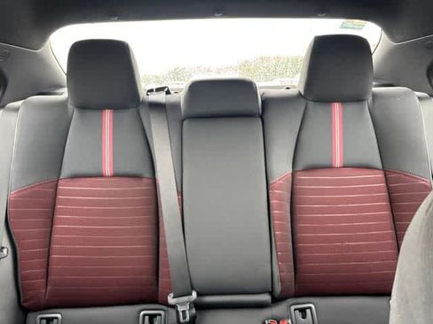 Used 2026 Toyota Corolla SE FWD image 21