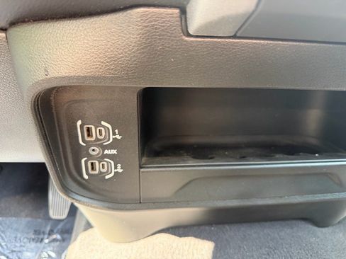 Used 2024 RAM 3500 Big Horn AWD/4WD image 41