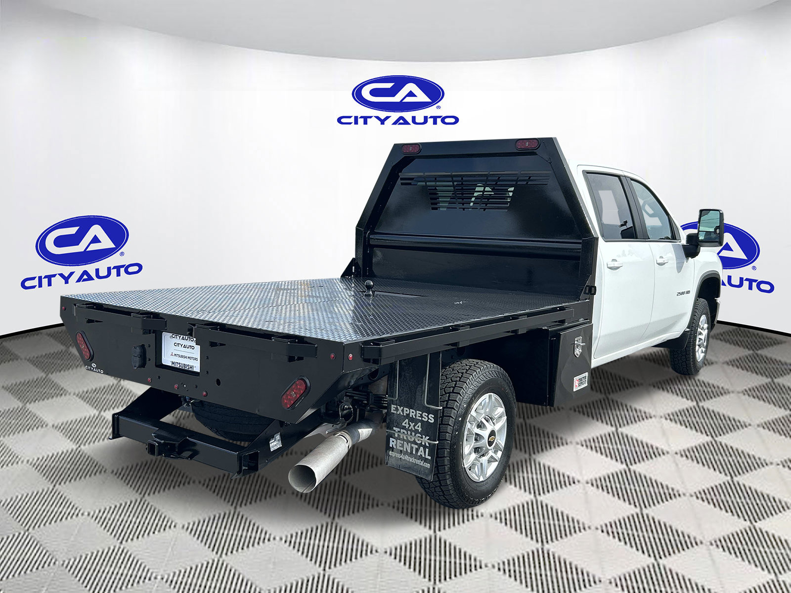 Used 2024 Chevrolet Silverado 2500 LT w/ Convenience Package AWD/4WD image 4