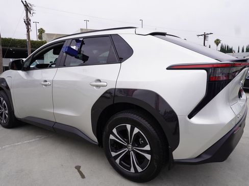 Certified 2025 Toyota bZ4X FWD w/ Weather Package image 5