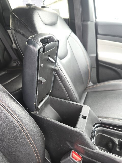 Used 2024 Jeep Compass Limited AWD/4WD image 31