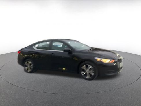 Used 2023 Nissan Sentra SV image 2