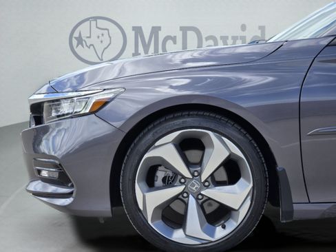 Used 2019 Honda Accord Touring image 31