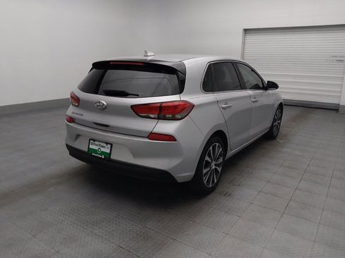 Used 2018 Hyundai Elantra GT w/ Style Package 02 FWD image 9