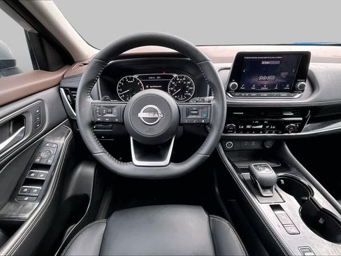 Certified 2022 Nissan Rogue SL FWD image 6