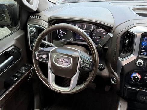 Used 2020 GMC Sierra 1500 Elevation w/ Elevation Value Package AWD/4WD image 13