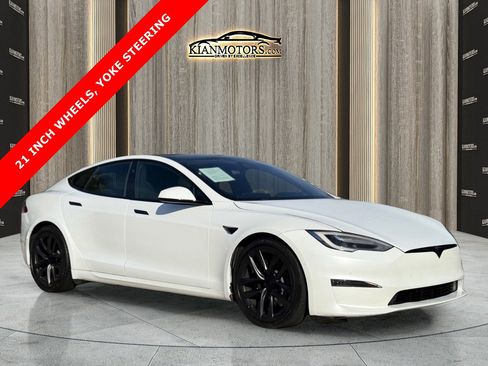 Used 2022 Tesla Model S image 1