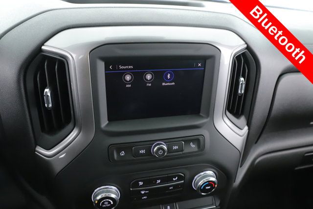 Used 2025 GMC Sierra 2500 Pro AWD/4WD image 3