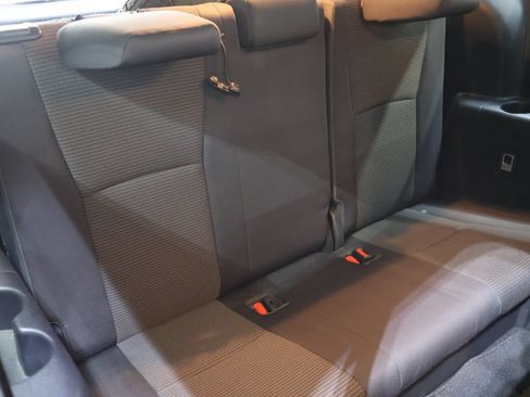 Used 2023 Toyota Highlander LE FWD image 13