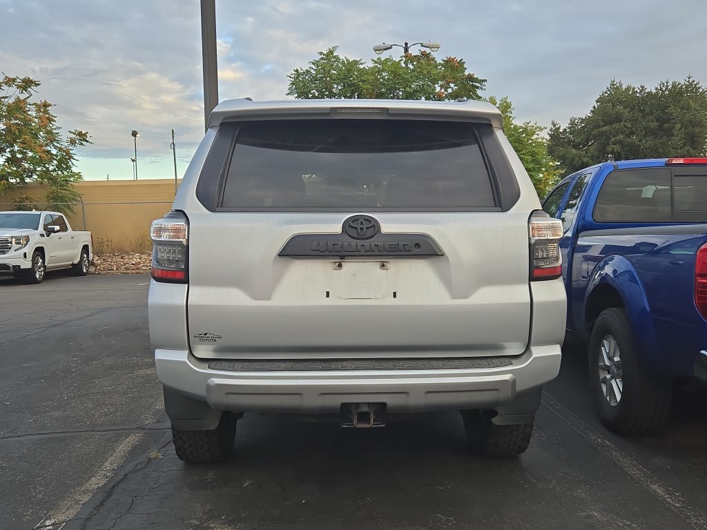 Used 2019 Toyota 4Runner TRD Off-Road AWD/4WD image 7