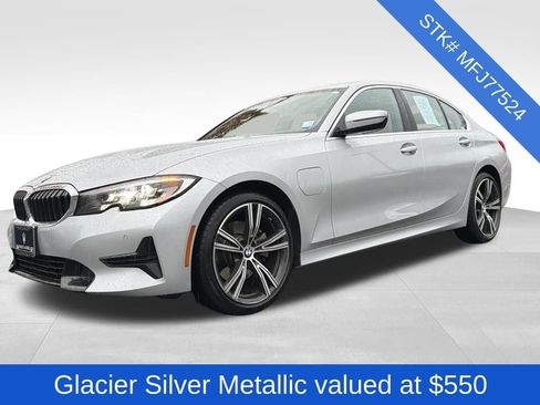 Used 2021 BMW 330e w/ Driving Assistance Package image 3