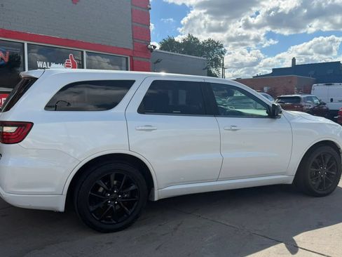 Used 2018 Dodge Durango R/T w/ Blacktop Package AWD/4WD image 3