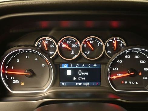 Used 2022 Chevrolet Silverado 2500 LTZ w/ LTZ Convenience Package AWD/4WD image 9