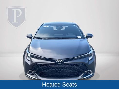 Used 2025 Toyota Corolla XSE FWD image 3