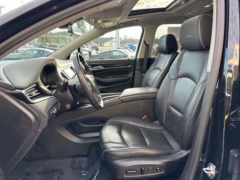 Used 2021 Buick Enclave Avenir w/ Avenir Technology Package AWD/4WD image 9