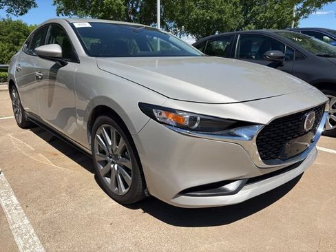 Used 2025 MAZDA MAZDA3 s FWD image 3