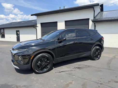Used 2021 Chevrolet Blazer LT AWD/4WD image 2