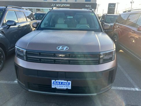 Used 2025 Hyundai Santa Fe Limited image 1