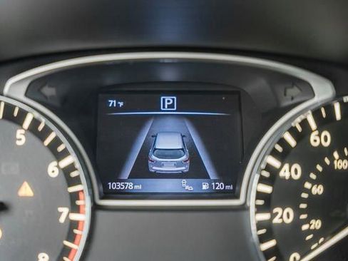 Used 2018 Nissan Pathfinder SL w/ Cargo Package image 41