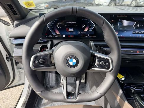 Used 2026 BMW 540i xDrive AWD/4WD image 31