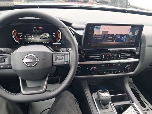 New 2026 Nissan Pathfinder SL w/ Lighting Package AWD/4WD image 13
