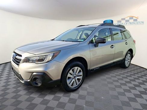 Used 2018 Subaru Outback 2.5i AWD/4WD image 3