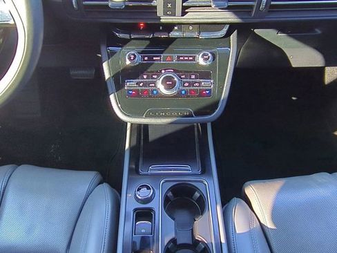 Used 2021 Lincoln Corsair Reserve w/ Equipment Group 201A image 19