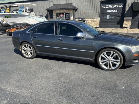 Used 2008 Audi S8 AWD/4WD image 13