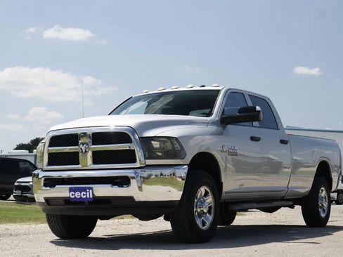 Used 2017 RAM 3500 Tradesman w/ Chrome Appearance Group AWD/4WD image 2
