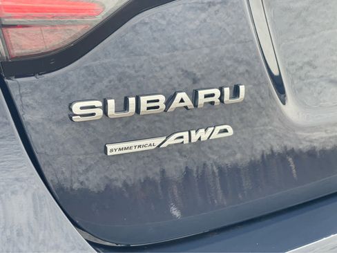 Used 2024 Subaru Legacy Limited image 8