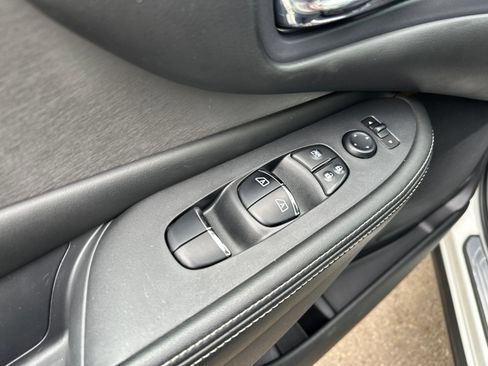 Used 2020 Nissan Murano SL AWD/4WD image 19