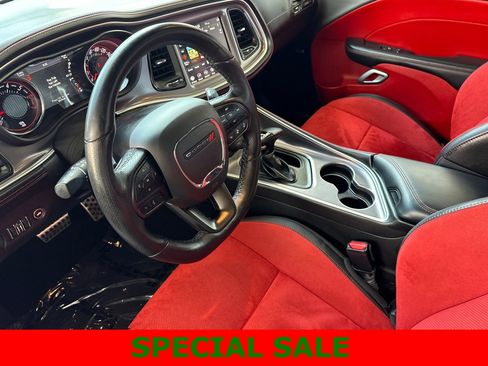 Used 2022 Dodge Challenger R/T Scat Pack image 10