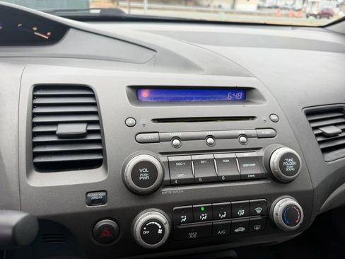 Used 2011 Honda Civic LX image 23