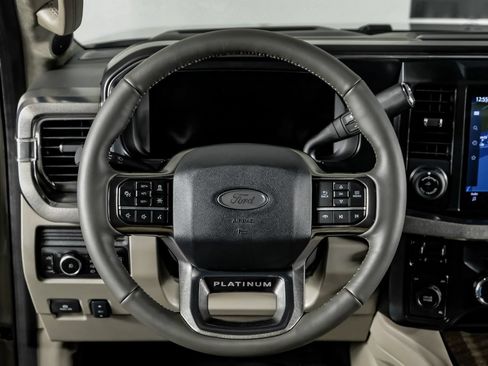 Used 2026 Ford F450 Platinum AWD/4WD image 16